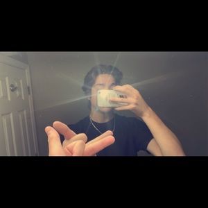 Meet your Posher, Christian